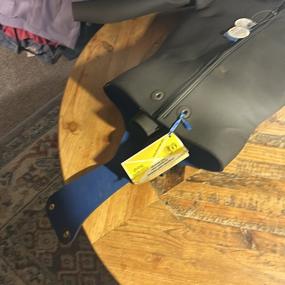 Neoprene wet suit - Picture 2 of 8